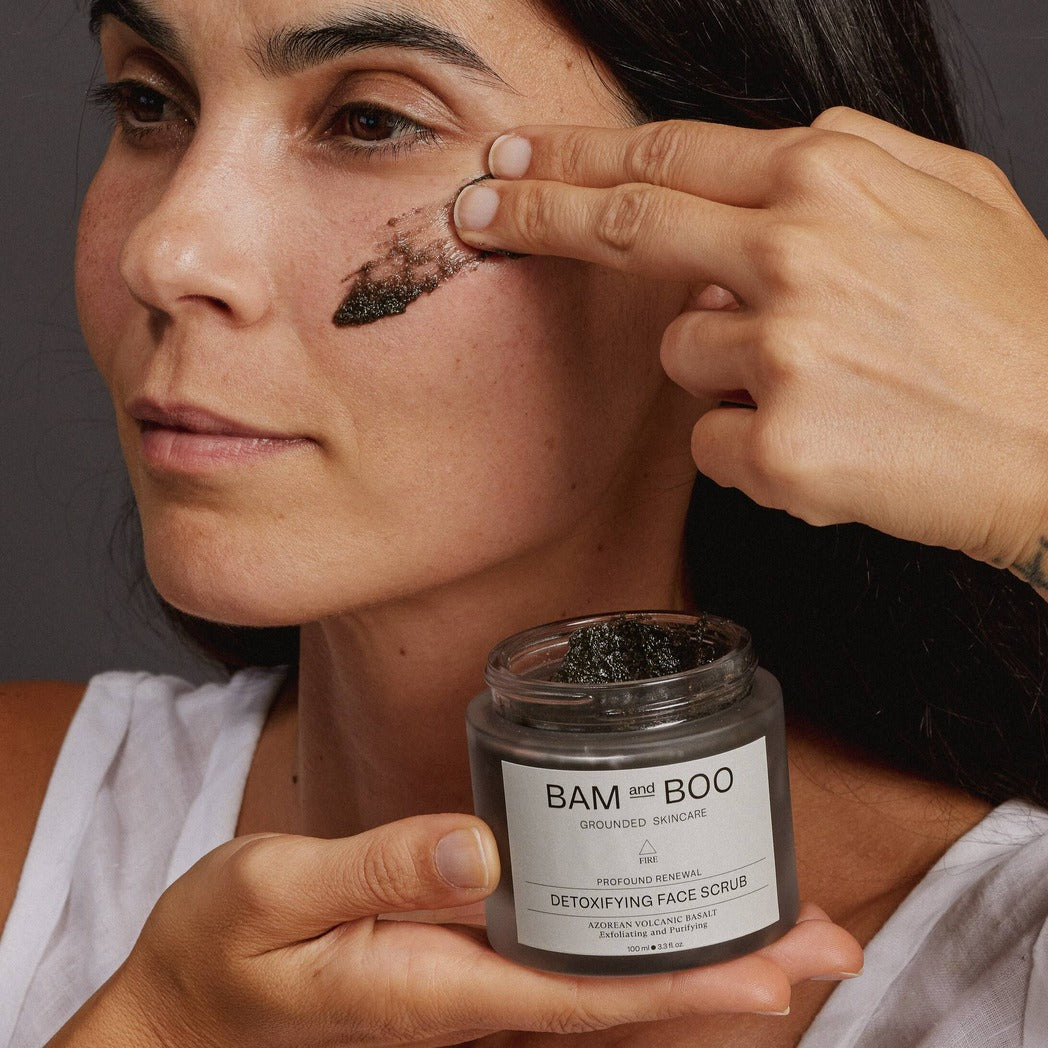 Detoxifying Face Scrub
